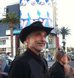 Coyote in Hollywood 2013